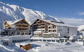 Hotel Alpina Deluxe